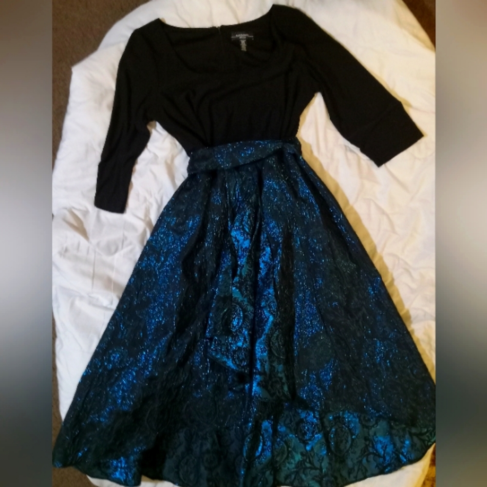 R & M Richard's woman formal dress